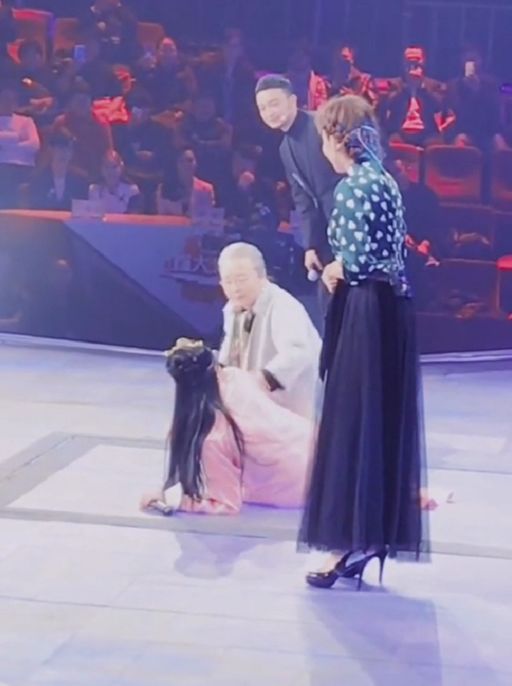我狠起来连自己都恨古巨基说何书桓渣,大s称曾经想罢演杉菜