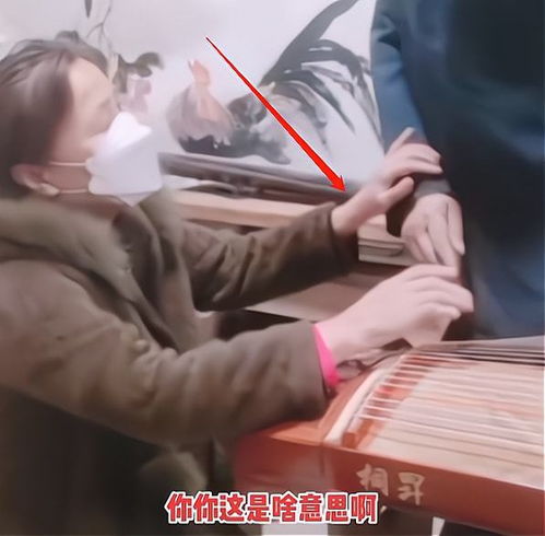 大衣哥遭道德绑架女粉上门借15万,不给就下跪不肯走