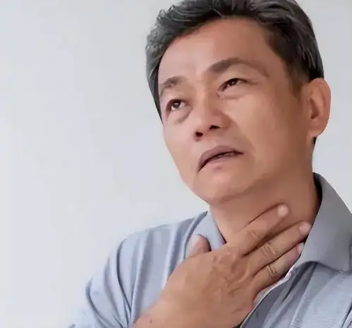 体内有癌,嘴先知提醒口腔出现这3种迹象,可能是癌症在靠近