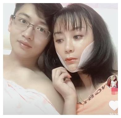 40大妈不顾一切嫁给闺蜜25岁儿子,从好友变成婆媳关系,现状如何