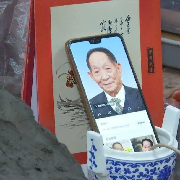 袁隆平惠山泥塑像,成型了