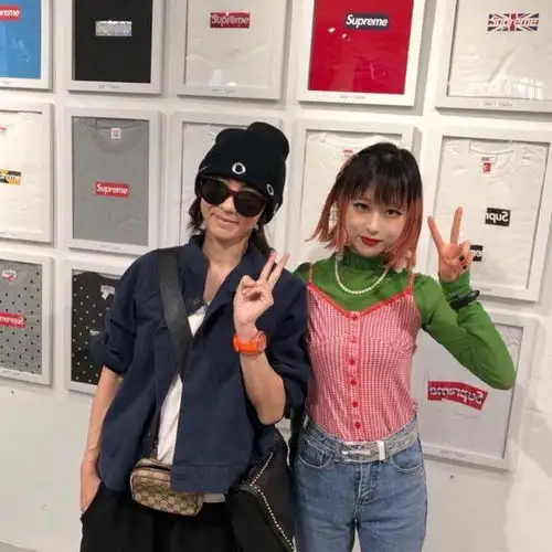 张柏芝携三胎宝宝旅游庆生中年女人的幸福感,跟这两个字有关
