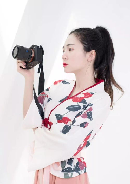 30岁美女摄影师辞职环球旅行,用1张照片,狂撩50w粉丝