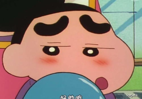 笑话去年和闺蜜去水上乐园玩,造浪池边上有帅哥一个人在那坐着