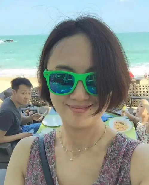 3天后是朱媛媛结婚19周年纪念日,3个男人为她换头像,令人泪目