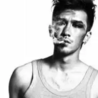 成熟男人头像欧美成熟稳重的男头像