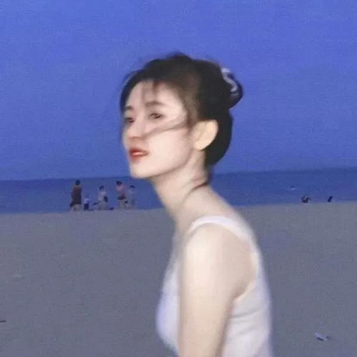 头像和爱的人消耗青春是一件有趣的事