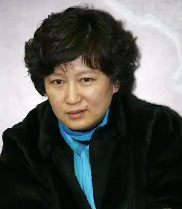 丁芯和丈夫赵宝刚丁克18年愁坏婆婆,40岁意外得子全家乐开怀