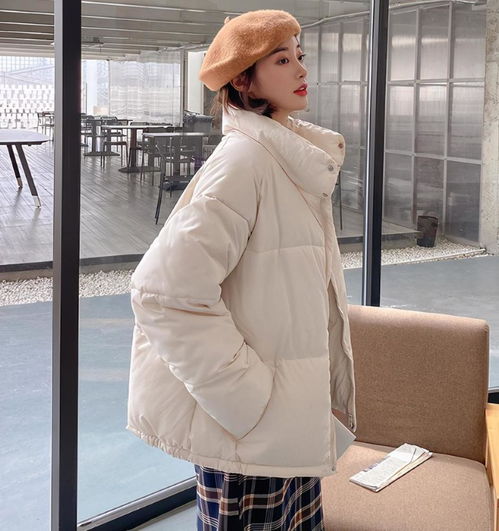 2020新款面包服,这样穿很显时尚范,怕冷的女生必备哦