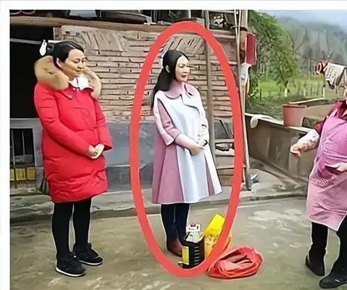 50多岁的女生头像双胞胎