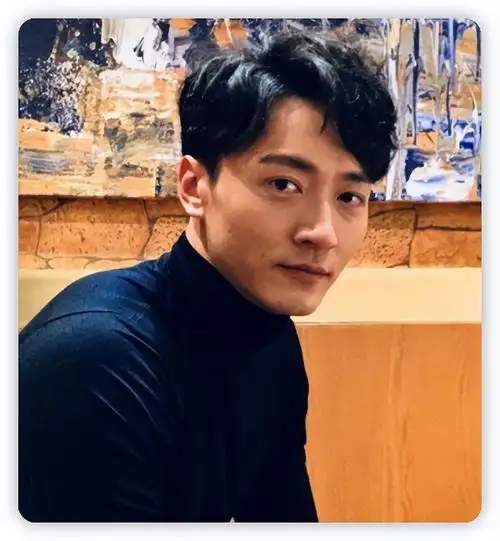 40岁男星婚内出轨下场超惨,被换角后无戏可拍,开卤味店收入惨淡