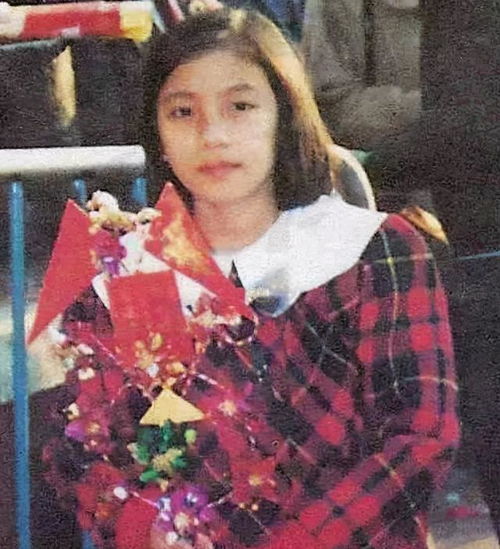 2岁丧父,入行13年成视后,40岁产女,今夫妇改名被疑求子