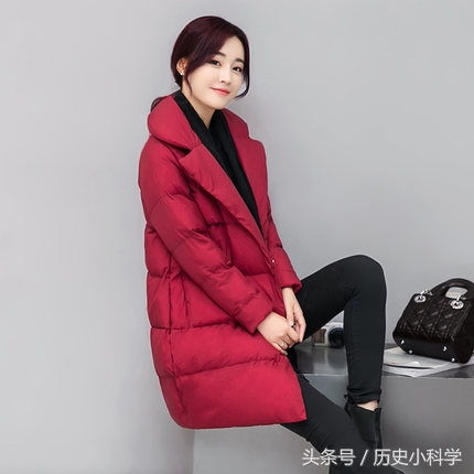 很火的面包服不仅保暖而且穿上非常的可爱,是奔三女人的减龄利器