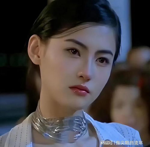 冻龄女神张柏芝微胖界天花板,年过40依旧风韵犹存