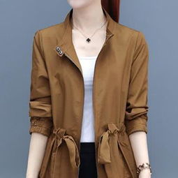 一件好风衣,胜过十件毛衣3552岁女人流行这样穿,洋气时髦美翻了