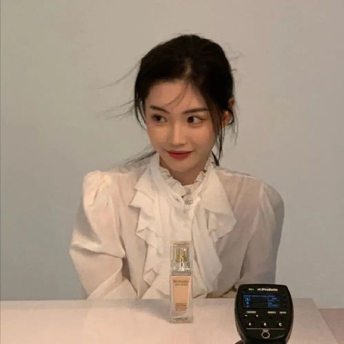 适合40岁父亲的微信头像高清杨会强