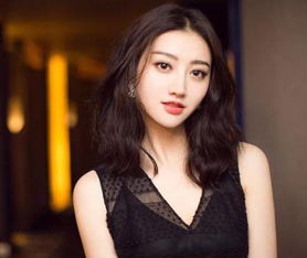 吴瑾言景甜李沁毛晓彤谁的甜美系女生妆容最简洁优雅