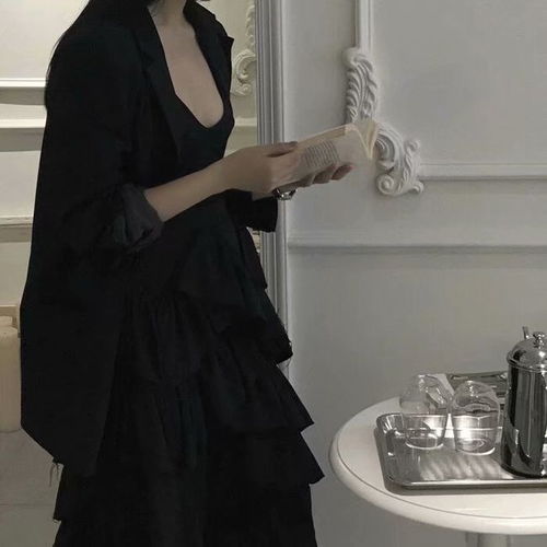 精选女头没有表达清楚的爱意都是错觉