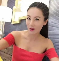 健身真能延缓衰老看看50岁的周慧敏宛如少女