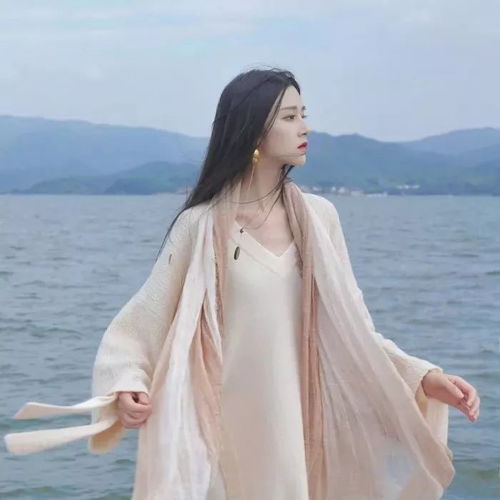 越老越迷人,越老越多金的3大生肖女,有你吗