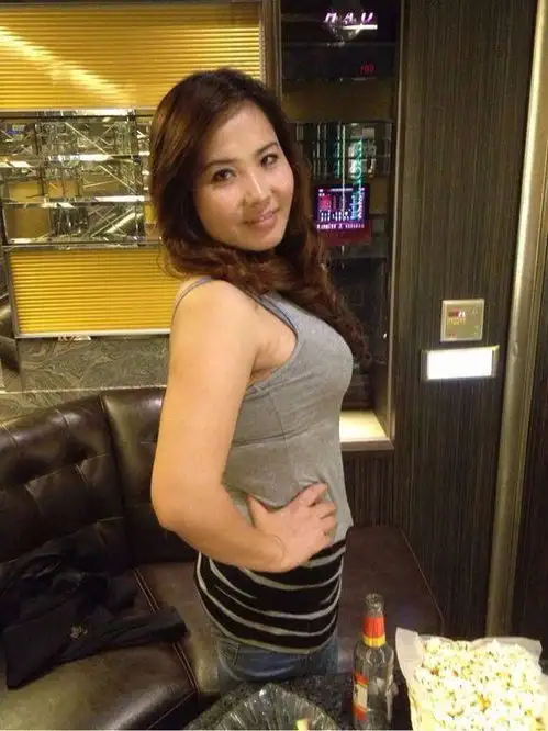 微信头像图片35岁女情人
