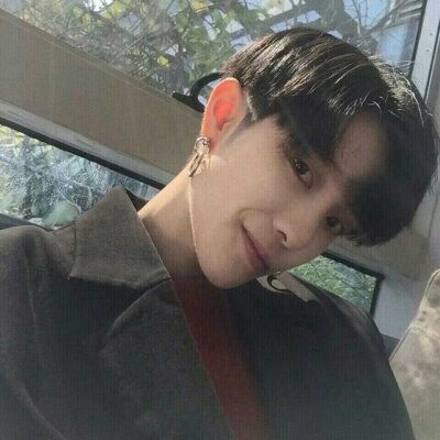 吸引女人的微信头像男