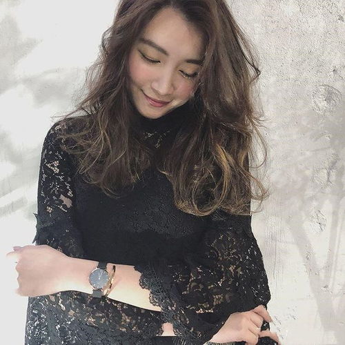40岁左右的中年女人,可以选择这些拍照姿势,优雅有气质