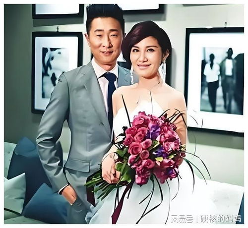 从小品到演员,靠反串大妈一夜成名,和军花闪婚至今零绯闻