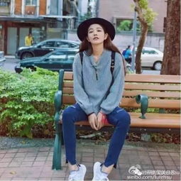 这个40岁的女人不带孩子不做家务,却跑去嘟嘴卖萌拍写真
