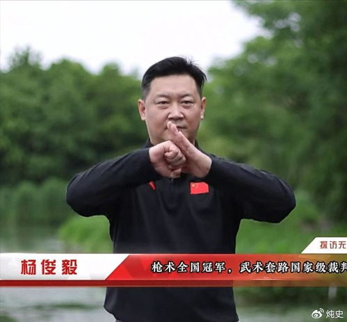 4位退圈就变丑的男星,个个胖成油腻大叔,颜值定格在40岁之前