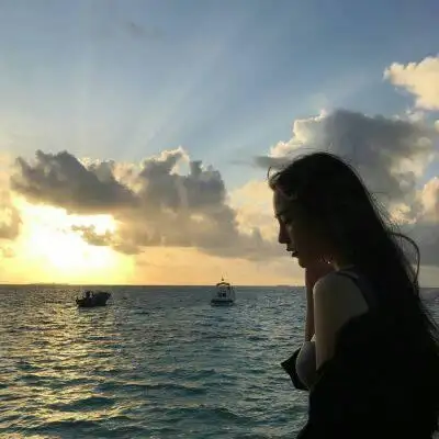 故事娶了大5岁陕北媳妇,父母不同意,他却说非她不娶