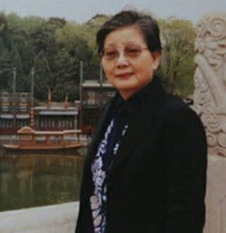 70岁开始健身,80岁穿泳衣做模特宛若少女,成为了模特圈的神仙奶奶