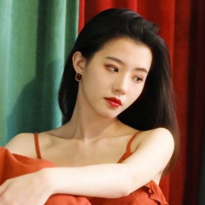 女生气质魅力复古风头像