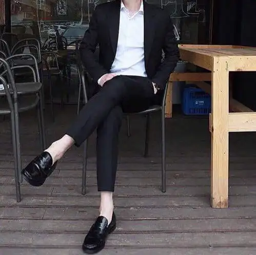 头像男成熟稳重中年大叔图片女郎