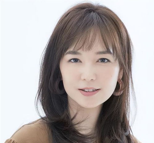 中年女人哪些发型该烫,哪些不该烫烫错容易显老被说装嫩