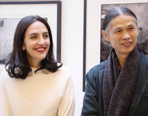 文章40岁老婆vs刘烨40岁老婆,对比后,真假女神一目了然