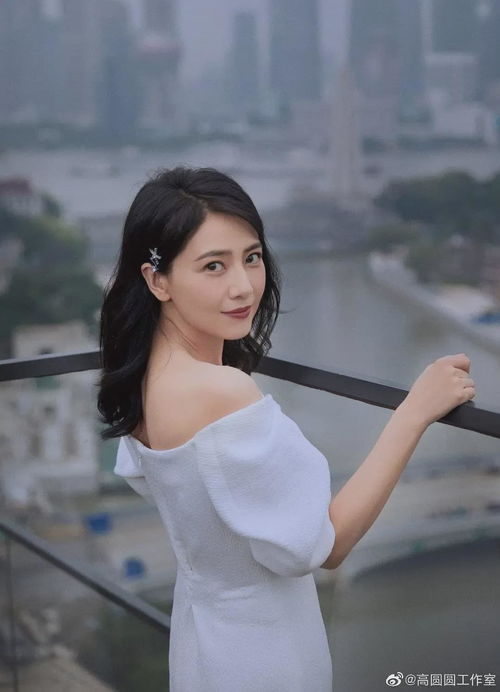高圆圆美人迟暮,眼窝凹陷,果然眼睛大的人容易显老