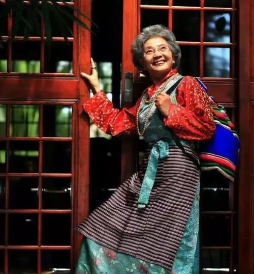 70岁开始健身,80岁当模特,如今年近90岁的她美到爆炸