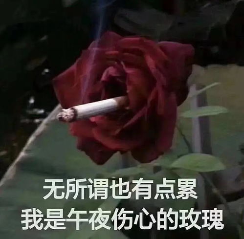 在美甲店像变态一样握着美甲师小姐姐的手发出了嘿...