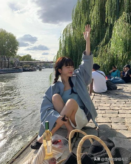 四五十岁女人,建议多穿这3种高级色,看着优雅显白有格调