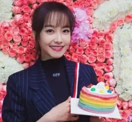 宋茜过30岁生日在古剑奇谭剧组中度过
