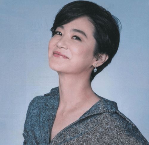 林青霞4个女儿颜值差距大,小女儿长相随妈,大女儿长相一言难尽