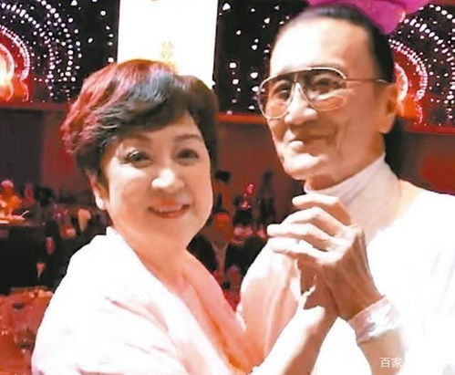 83岁的谢贤即将与离婚40年的前妻复婚谢霆锋张柏芝复婚还远吗