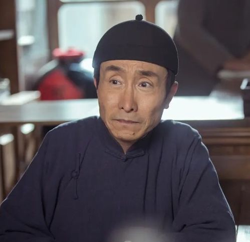 63岁巩汉林搭档潘长江演小品,身材消瘦还戴假发曾被传出患病