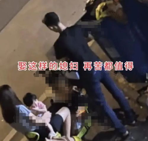 广东30岁男子捡垃圾,妻儿全陪着,男网友炸锅最美老婆