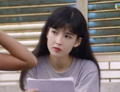 巅峰时曾比周慧敏还红,离婚后被前夫狂追,如今50岁美若20岁少女
