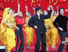 成龙携广场舞大妈斗舞我是她们心中的小鲜肉