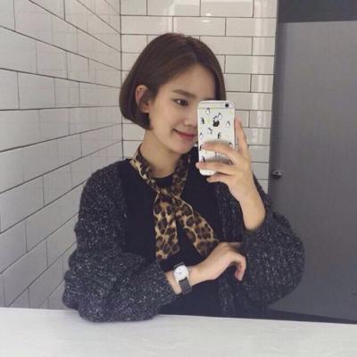 短发女生气质范头像深巷阳光qq女生头像我要个性网