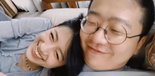 李诞宣布与黑尾酱离婚,两人关联的公司早已注销,离婚也早有端倪