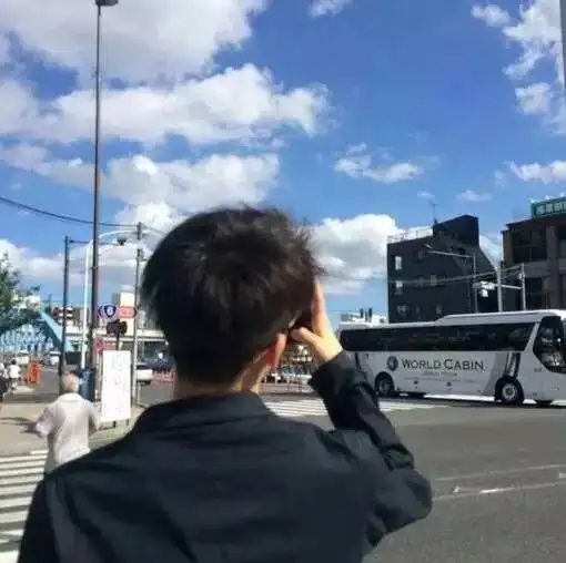 60岁微信头像大全男背影难搞